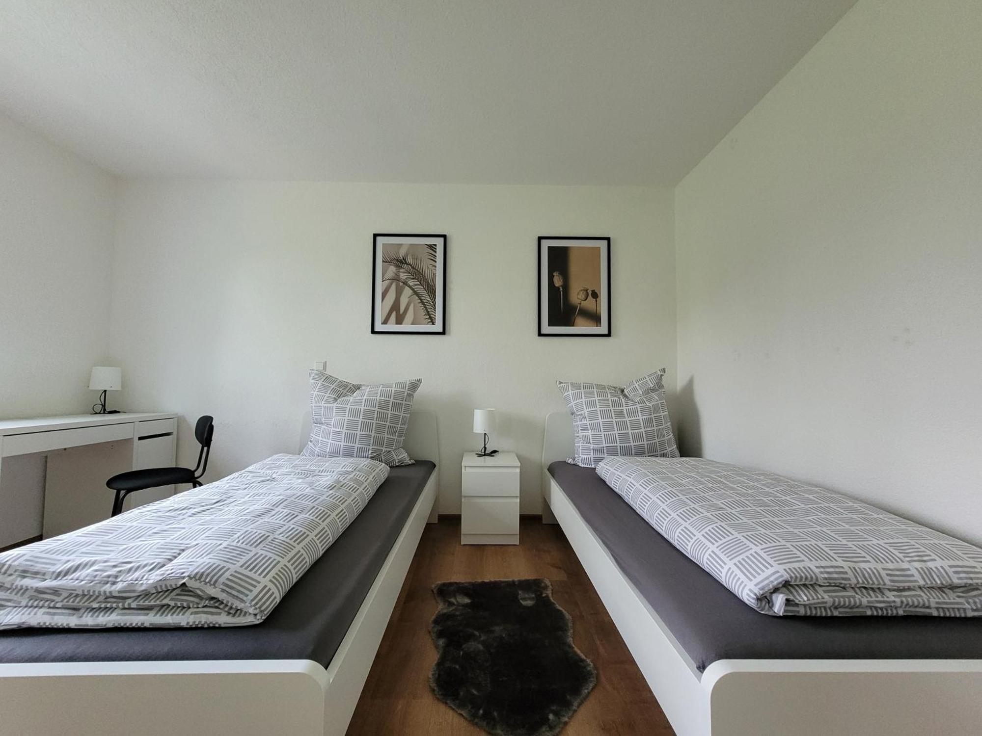 שונדורף Living Flat, Eine Wohnung Mit Zwei Schlafzimmern Und Balkon מראה חיצוני תמונה