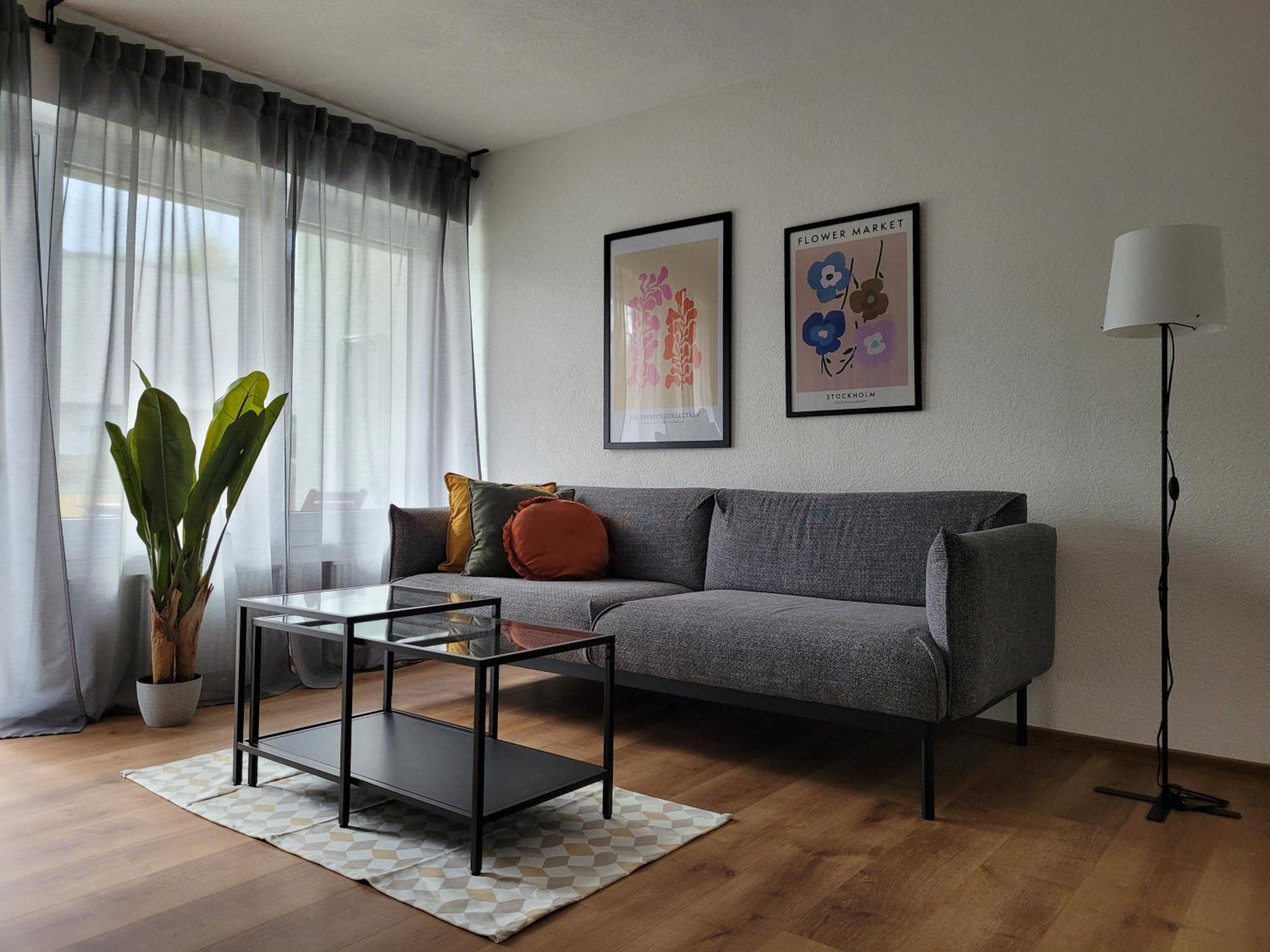 שונדורף Living Flat, Eine Wohnung Mit Zwei Schlafzimmern Und Balkon מראה חיצוני תמונה