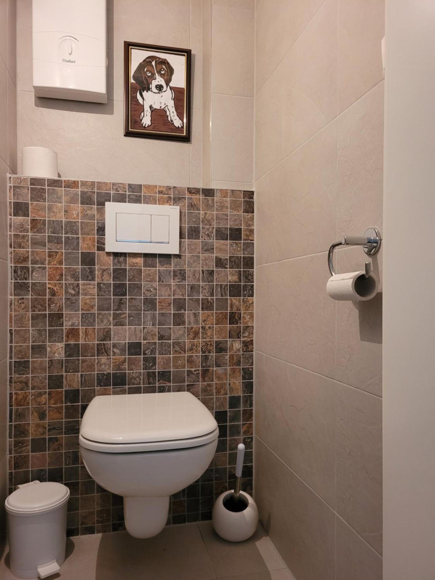שונדורף Living Flat, Eine Wohnung Mit Zwei Schlafzimmern Und Balkon מראה חיצוני תמונה