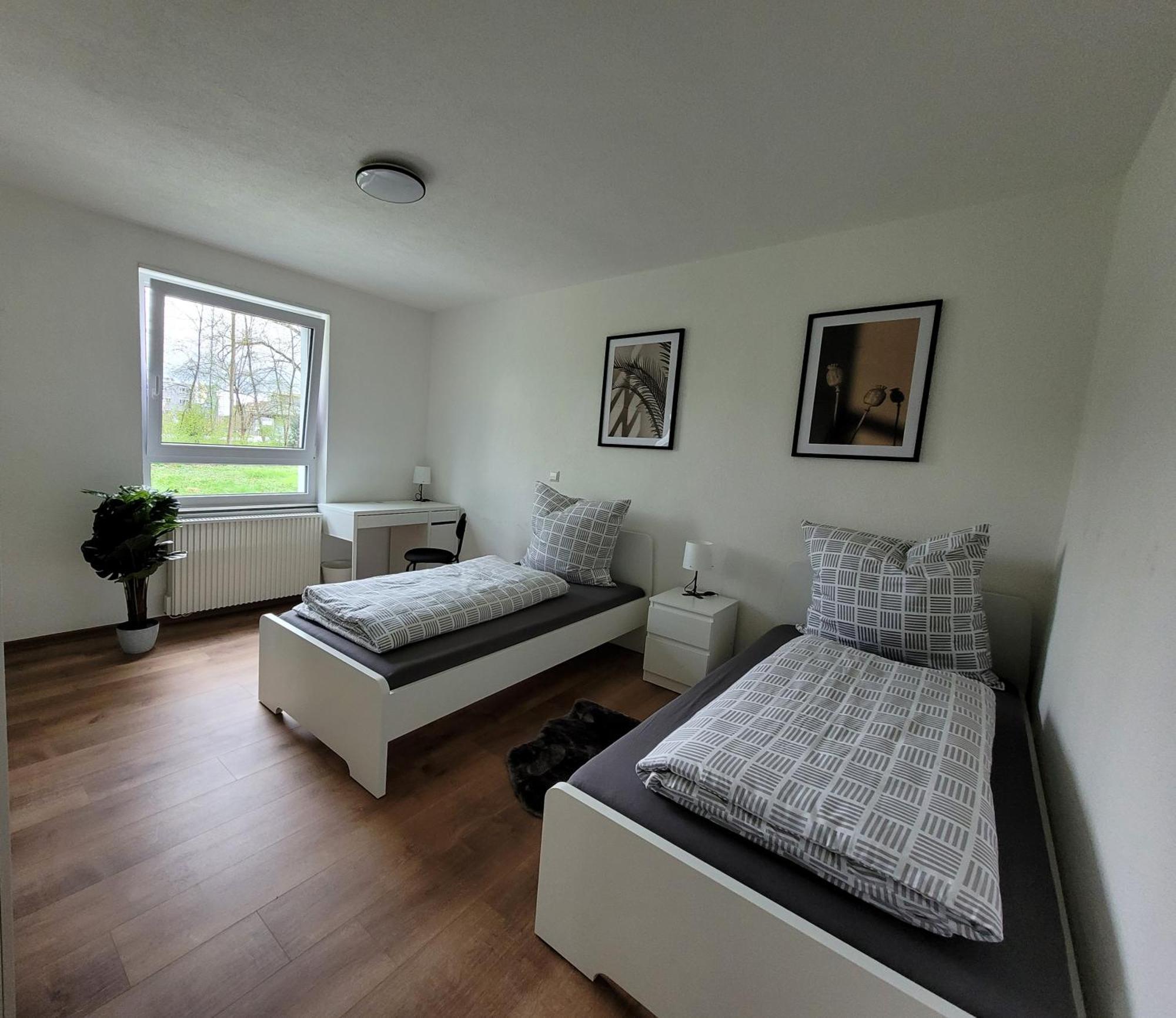 שונדורף Living Flat, Eine Wohnung Mit Zwei Schlafzimmern Und Balkon מראה חיצוני תמונה